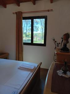 Family Villa in Sani - Sleeps 6 - Parking - WiFi