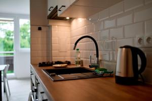 Park Skowroni Homely Studio by BookingHost