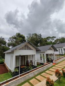 Cardamom Village - A Hill Side Boutique stay