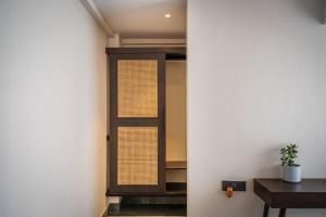 Lhotse Apartment at Karwaan Bed and Breakfast