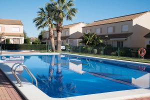 Tu adosado con piscina y pádel en Oropesa 55
