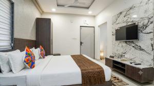 homly hotel