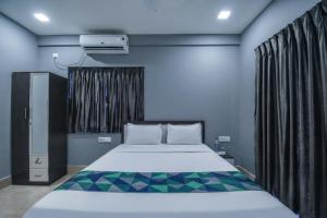 FabHotels Calyra
