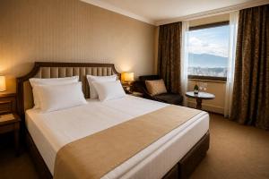 Astoria Grand Hotel