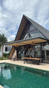 Zer House