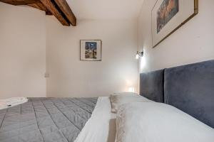Signoria & Duomo - Historic Florence Home