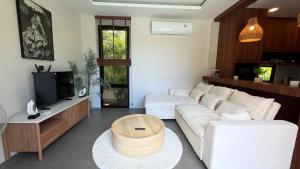 Pontakorn Villa Tropical 2BR Pool Villa, Koh Phangan