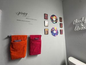 CinemaArcadeBabyProofedSleeps7DowntownFortWorth