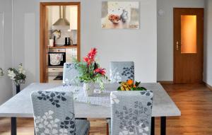 Awesome Apartment In Vrboska With Wifi