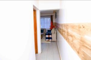 Hillview One Bedroom Meru