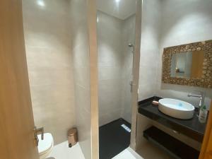Apartment with terrace near Eden Park