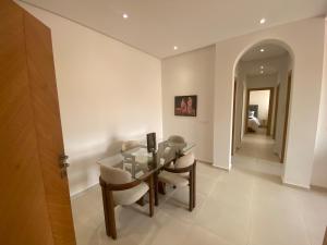 Apartment with terrace near Eden Park