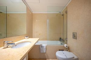 GuestReady - Contemporary Flat w Garage in Lisbon