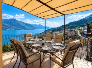 Luxury Residence La Pianca - Pool and Terrace Lake View