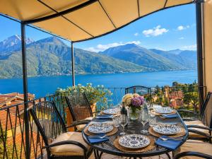Luxury Residence La Pianca - Pool and Terrace Lake View