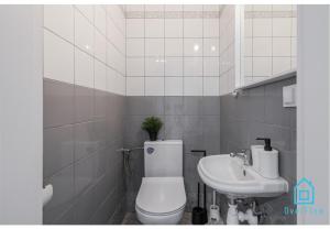 Earth Room - 15 min to Old Town Gdansk