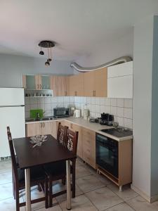 LA.KI House