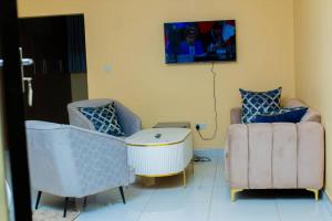 House of Vira Executive Lodge