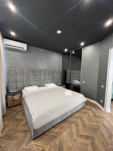 Arcadia Azure Apartment 302a
