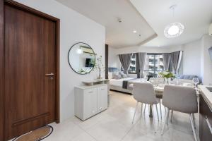 Luxury Seaview Studio in Tambuli with free coffee