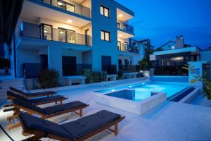 Luxury Apartments Villa MTG