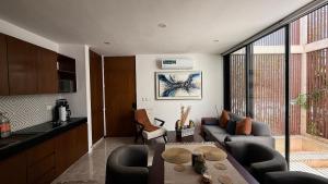 Tiara 36 Temozon Apartment