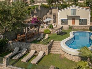 Villa Alia, Your Modern Beachfront Escape