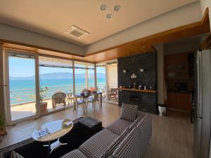 EKA Luxury Beachfront Apartments