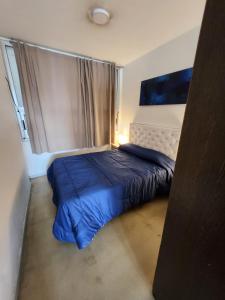 Studio apartment with balcony and pool