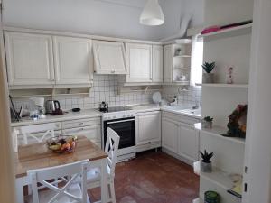 Penthouse apartment in Zea Marina