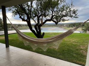 Casa frente al Lago Molinos - SOLO USO FAMILIAR - ESTADIA MÍNIMA 3 NOCHES