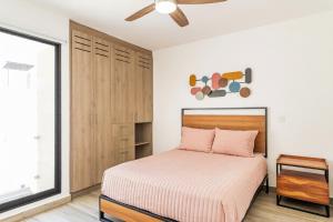 Stylish & bright contemporary 3BD I Pool!