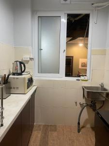 SUPER LOCATION - Old Quarter - Quite-2 mint to Lake