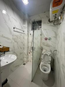SUPER LOCATION - Old Quarter - Quite-2 mint to Lake