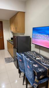 Shell Residences MOA by Janzen
