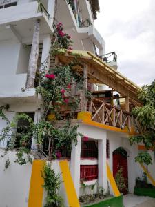 Nisandra Beach Hotel