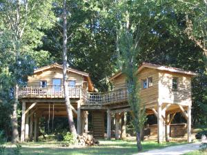 Maisons de vacances Les Cabanes du Tertre : photos des chambres