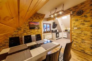 Treehouse Apartment