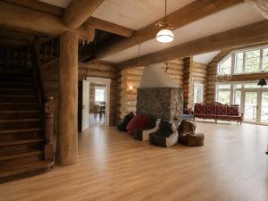 Private lakeside holiday house with fireplace, sauna, hot tub - Ezernams Dzintars