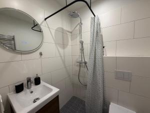 LINDEN apartments - 5 min to Old Town