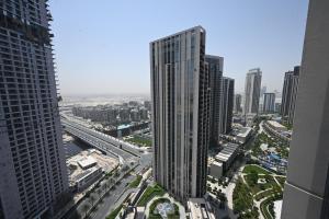 Stylish 1BR in Creek Harbour Near Downtown