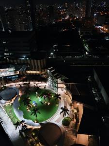 Condo near Robinsons Mall Magnolia