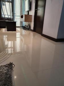 Condo near Robinsons Mall Magnolia
