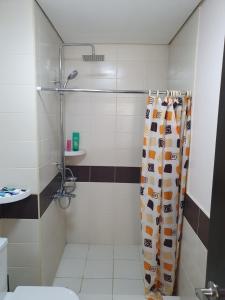 Condo near Robinsons Mall Magnolia