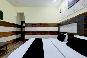 Hotel O The Moksh Hotel