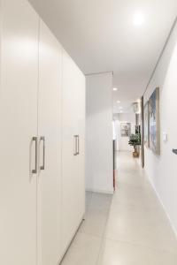 Brand New Studio with Workspace & BBQ Balcony