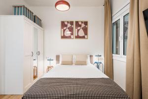 Elegant Stay at Sagrada Familia - Mallorca Street