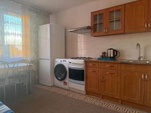 9 Dance - COSY ACCOMMODATION 22-220 - WIFI included