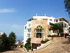 Mondavi - Puerto Vallarta