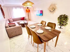 Cosy Downtown Marrakech Stay Calm, AC & Fast WiFi